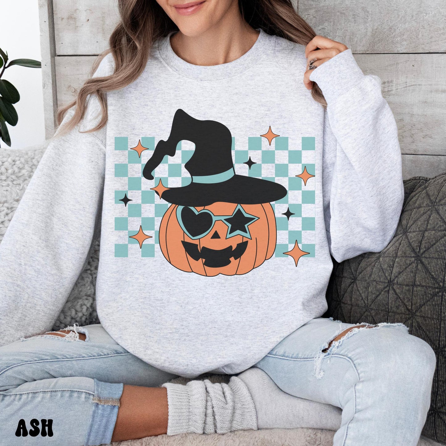 RETRO CHECKERED PUMPKIN SWEATSHIRT